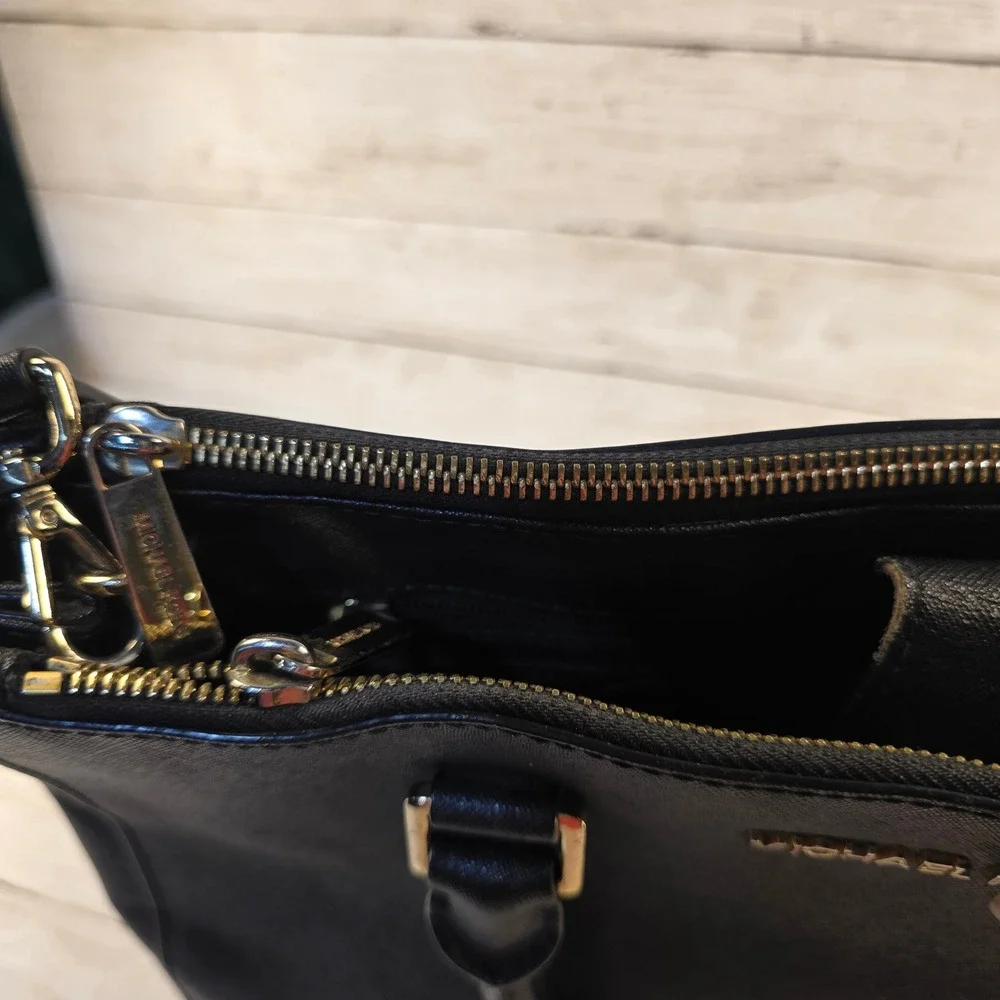Michael Kors Savannah Satchel Black Saffiano Leather Gold Hardware Tote Bag